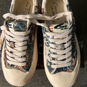 Circus by Sam Edelman Multicolor Sneakers